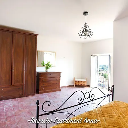 Tourist Anna Apartamento
