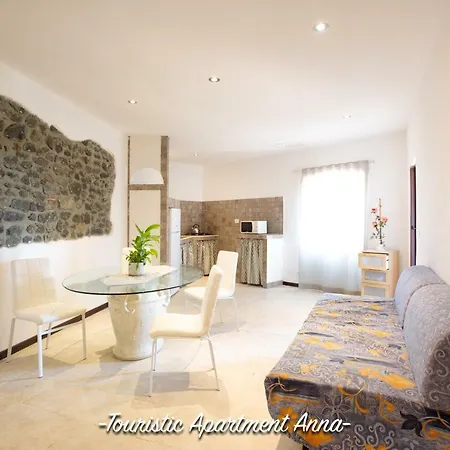 Tourist Anna Apartamento Bracciano (Rome)